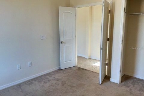 House in Eustis, Florida 5 bedrooms, 274.8 sq.m. № 1640696 - photo 12