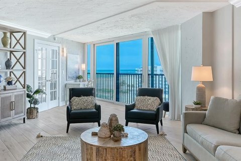 Condo in Sarasota, Florida, 3 bedrooms № 2137949 - photo 12