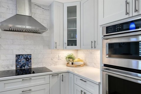 Condo in Sarasota, Florida, 3 bedrooms № 2137949 - photo 28