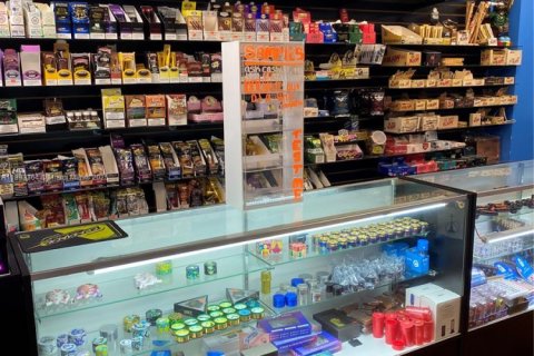 Commercial property in Hollywood, Florida № 1946133 - photo 14