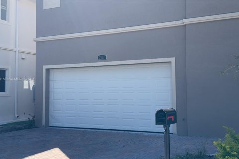 Villa ou maison à vendre à Dania Beach, Floride: 5 chambres № 1985337 - photo 6