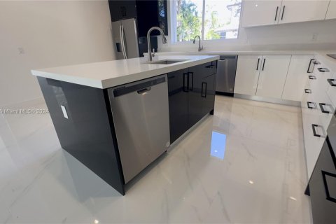 Villa ou maison à vendre à Dania Beach, Floride: 5 chambres № 1985337 - photo 22