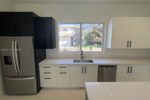 Villa ou maison à vendre à Dania Beach, Floride: 5 chambres № 1985337 - photo 15