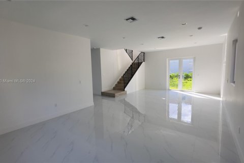 Villa ou maison à vendre à Dania Beach, Floride: 5 chambres № 1985337 - photo 26