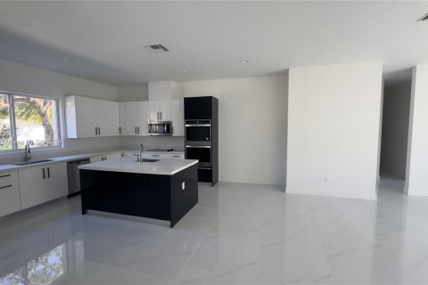 Villa ou maison à vendre à Dania Beach, Floride: 5 chambres № 1985337 - photo 10