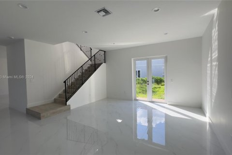 Villa ou maison à vendre à Dania Beach, Floride: 5 chambres № 1985337 - photo 27