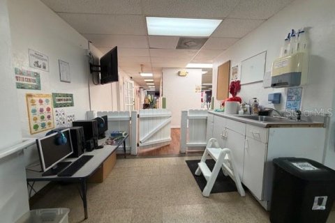 Immobilier commercial à vendre à Gainesville, Floride: 602.47 m2 № 2413974 - photo 27