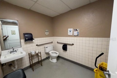 Immobilier commercial à vendre à Gainesville, Floride: 602.47 m2 № 2413974 - photo 10