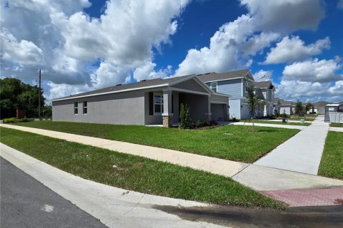 Villa ou maison à louer à Winter Haven, Floride: 4 chambres, 187.57 m2 № 2403450 - photo 29