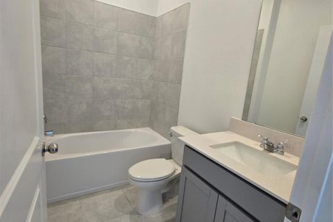 Villa ou maison à louer à Winter Haven, Floride: 4 chambres, 187.57 m2 № 2403450 - photo 27