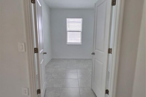 Villa ou maison à louer à Winter Haven, Floride: 4 chambres, 187.57 m2 № 2403450 - photo 18