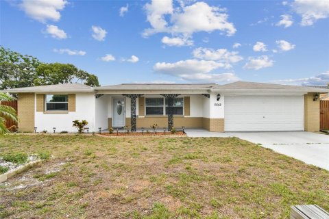 Casa en venta en New Port Richey, Florida, 2 dormitorios, 129.97 m2 № 1767119 - foto 2