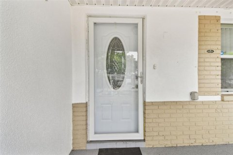 Casa en venta en New Port Richey, Florida, 2 dormitorios, 129.97 m2 № 1767119 - foto 4