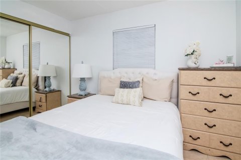 Casa en alquiler en Tampa, Florida, 3 dormitorios, 74.14 m2 № 1869299 - foto 25