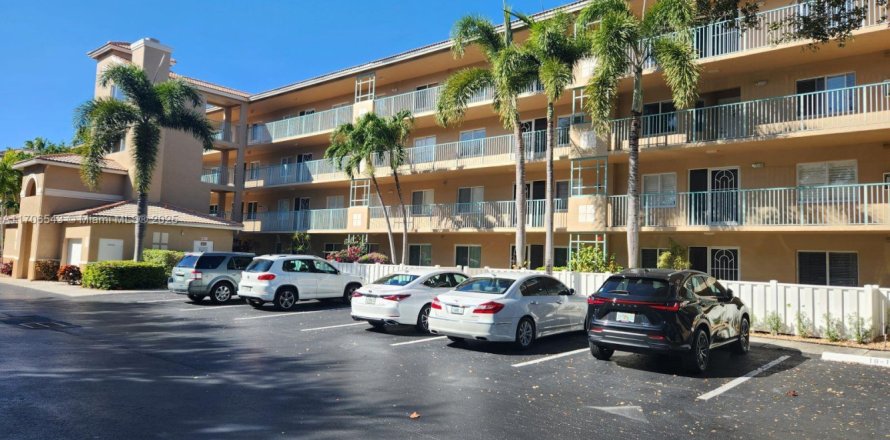 Condominio en Boynton Beach, Florida, 3 dormitorios  № 1935250