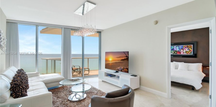 Condo à Sunny Isles Beach, Floride, 1 chambre  № 2046298