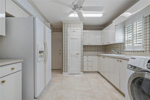 Casa en venta en Clearwater, Florida, 4 dormitorios, 452.71 m2 № 1910875 - foto 26