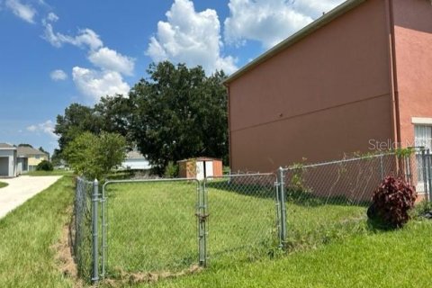 Land in Kissimmee, Florida № 1835987 - photo 1