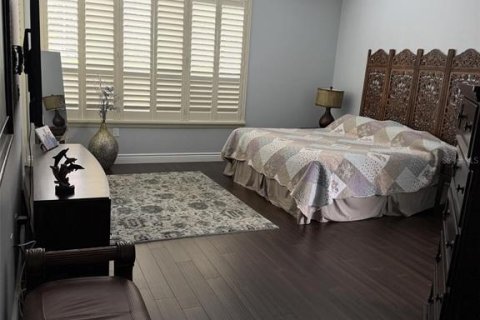 Villa ou maison à vendre à Valrico, Floride: 5 chambres, 295.62 m2 № 2147641 - photo 2