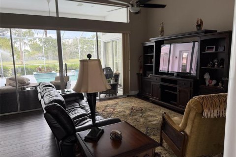 Villa ou maison à vendre à Valrico, Floride: 5 chambres, 295.62 m2 № 2147641 - photo 8