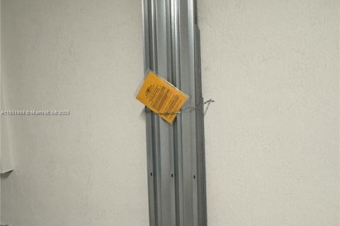 Снять в аренду виллу или дом в Майами, Флорида 4 спальни, 173.73м2, № 1944707 - фото 26