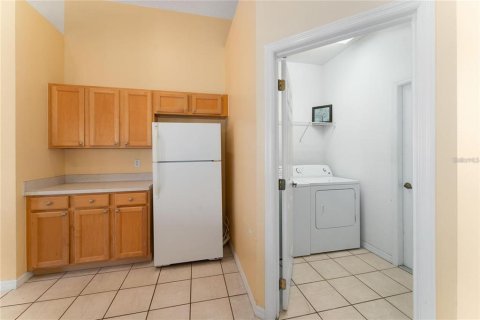 House in Davenport, Florida 4 bedrooms, 186.83 sq.m. № 1545023 - photo 21