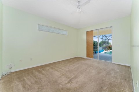 House in Davenport, Florida 4 bedrooms, 186.83 sq.m. № 1545023 - photo 14