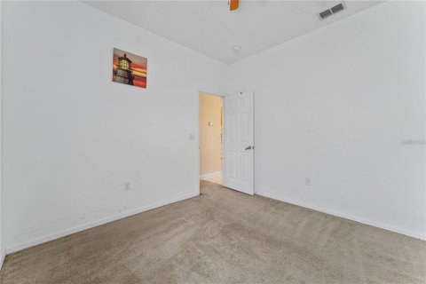 House in Davenport, Florida 4 bedrooms, 186.83 sq.m. № 1545023 - photo 30