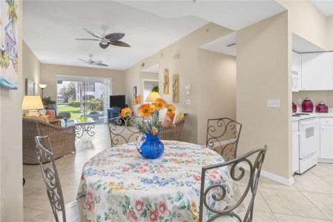 Condominio en alquiler en Sarasota, Florida, 2 dormitorios, 106.56 m2 № 1751205 - foto 9