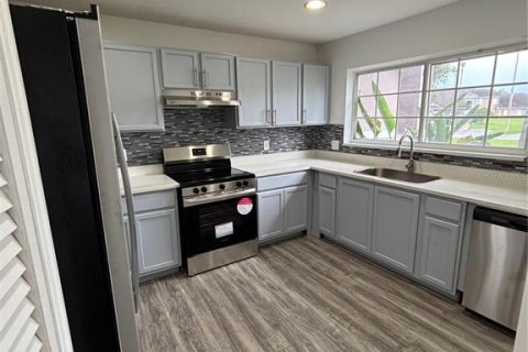Touwnhouse à vendre à Orlando, Floride: 3 chambres, 133.13 m2 № 1902531 - photo 9