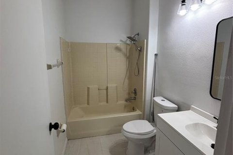 Touwnhouse à vendre à Orlando, Floride: 3 chambres, 133.13 m2 № 1902531 - photo 19