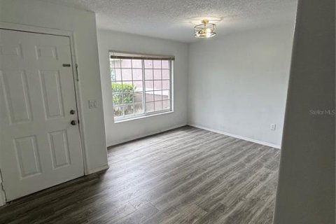 Touwnhouse à vendre à Orlando, Floride: 3 chambres, 133.13 m2 № 1902531 - photo 5