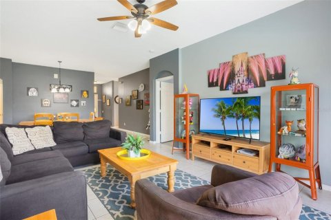 Casa en venta en Kissimmee, Florida, 4 dormitorios, 145.58 m2 № 1901045 - foto 10