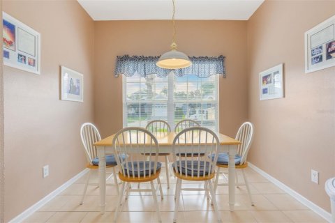 Casa en venta en Kissimmee, Florida, 4 dormitorios, 145.58 m2 № 1901045 - foto 7