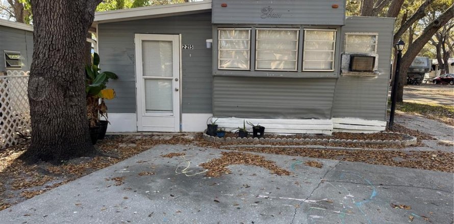 Condominio en Apopka, Florida, 2 dormitorios № 1585692