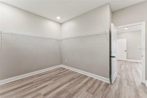 Townhouse in Tampa, Florida 3 bedrooms, 212.1 sq.m. № 1083467 - photo 28