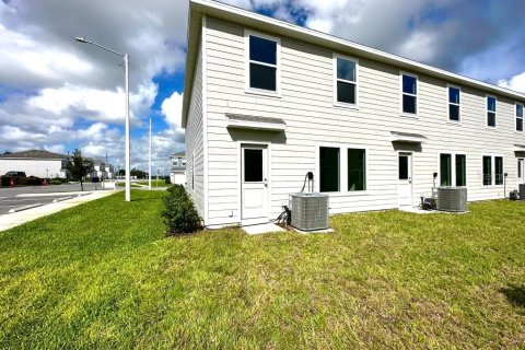 Townhouse in Davenport, Florida 3 bedrooms, 135.64 sq.m. № 2395958 - photo 28