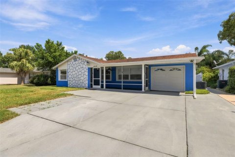 Casa en venta en New Port Richey, Florida, 3 dormitorios, 134.52 m2 № 2386544 - foto 4