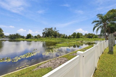 Casa en venta en New Port Richey, Florida, 3 dormitorios, 134.52 m2 № 2386544 - foto 6