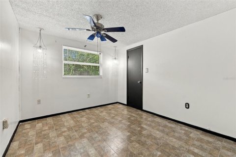 Casa en venta en New Port Richey, Florida, 3 dormitorios, 134.52 m2 № 2386544 - foto 14