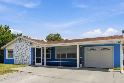 Casa en venta en New Port Richey, Florida, 3 dormitorios, 134.52 m2 № 2386544 - foto 2