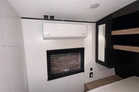 Immobilier commercial à louer à Cutler Bay, Floride: 1 chambre, 37.16 m2 № 1997350 - photo 4