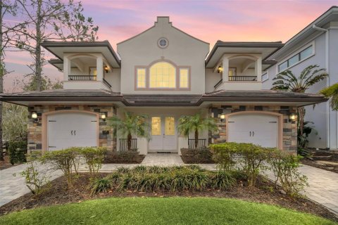 Casa en venta en Four Corners, Florida, 5 dormitorios, 380.9 m2 № 1547585 - foto 1