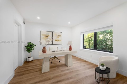 Купить виллу или дом в Саут-Майами, Флорида 4 спальни, 224.27м2, № 2042479 - фото 19