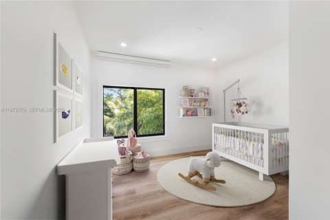 Купить виллу или дом в Саут-Майами, Флорида 4 спальни, 224.27м2, № 2042479 - фото 16