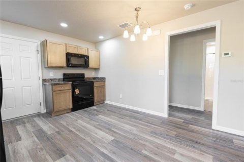Casa en venta en Tavares, Florida, 2 dormitorios, 65.5 m2 № 2219189 - foto 7