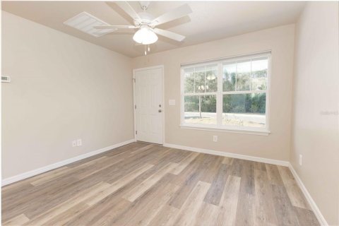 Casa en venta en Tavares, Florida, 2 dormitorios, 65.5 m2 № 2219189 - foto 3