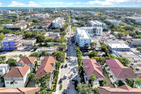 Townhouse in Delray Beach, Florida 3 bedrooms, 182.27 sq.m. № 1944268 - photo 3