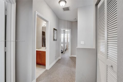 Townhouse in Delray Beach, Florida 3 bedrooms, 182.27 sq.m. № 1944268 - photo 26