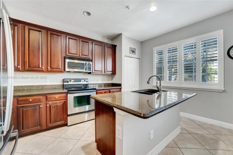 Townhouse in Delray Beach, Florida 3 bedrooms, 182.27 sq.m. № 1944268 - photo 12